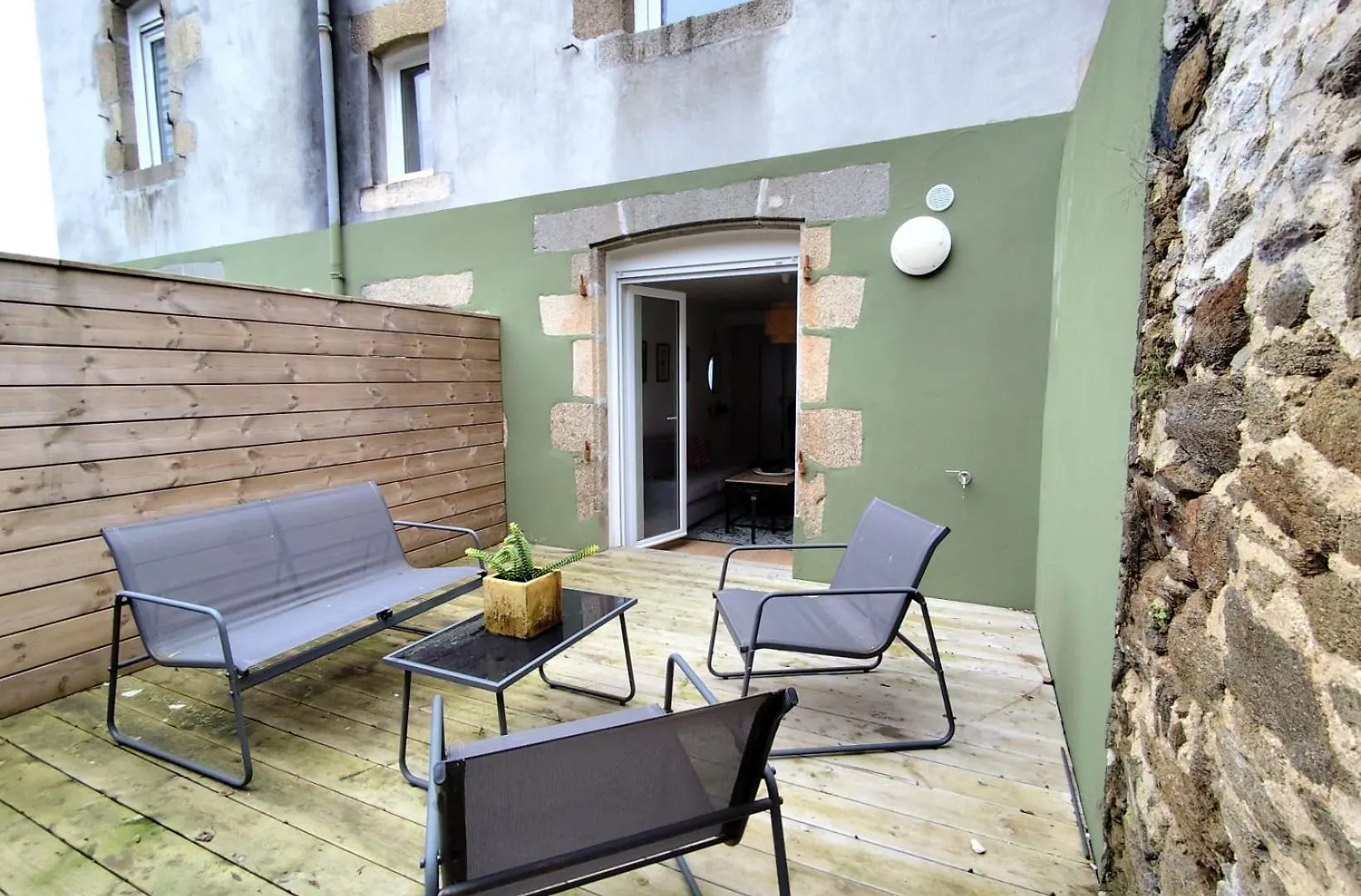 Beau Et Calme T1 Avec Terrasse Au Coeur De Kerinou Apartment Brest France